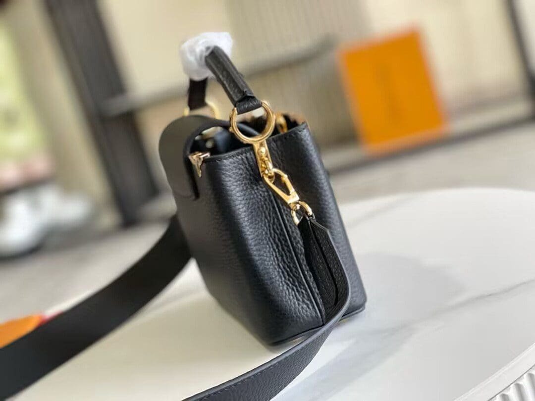 Louis Vuitton Capucines Mini Taurillon - Image 6