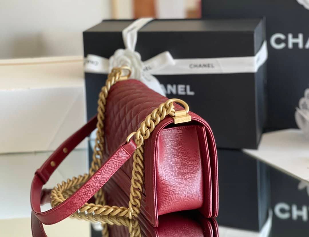 Chanel Boy Caviar Leather Handbag - Image 3