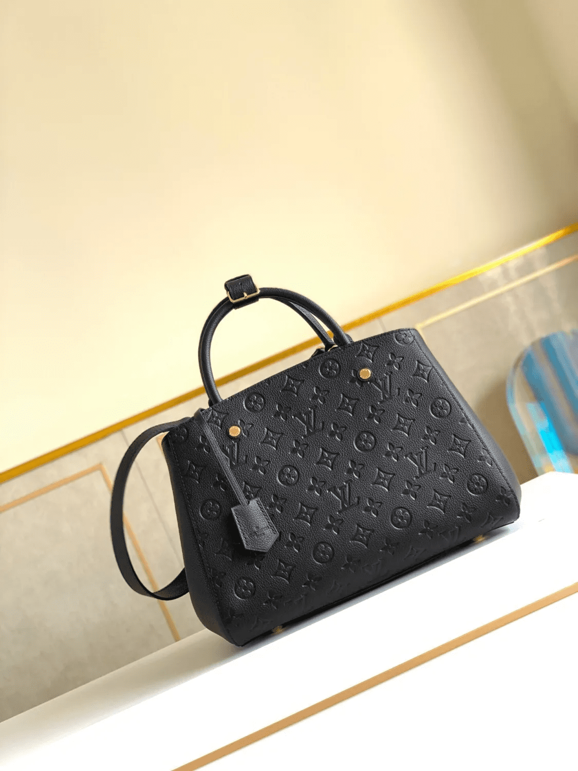 Alternative view of Louis Vuitton Montaigne MM Black