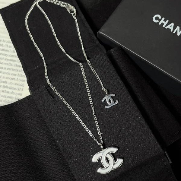 Chanel Leather Woven Star CC Choker - Image 8