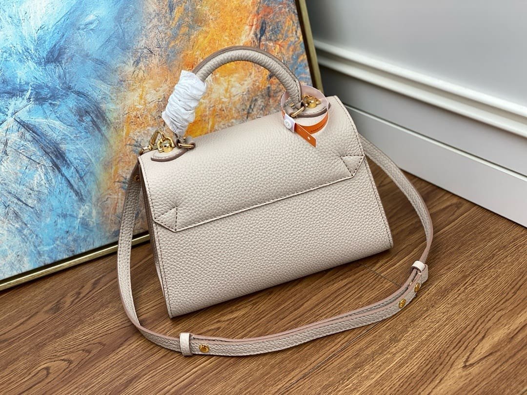 Louis Vuitton Twist One Handle PM - Image 10