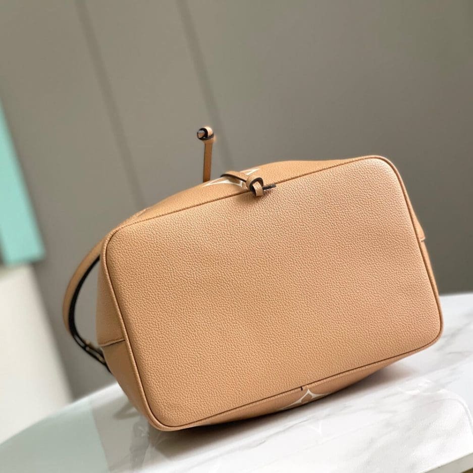Louis Vuitton NeoNoe MM Empreinte - Image 6