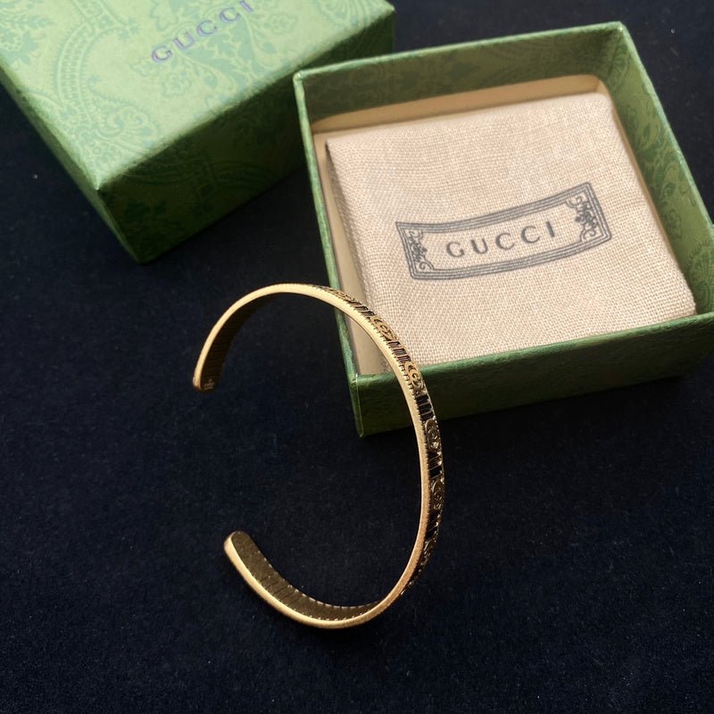 GUCCI Engraved GG Pattern Gold Cuff Bangle - Image 3