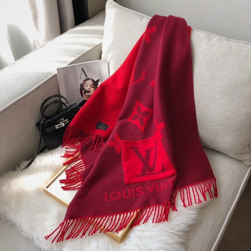 LV Black White Reversible Giant Monogram Shawl - Image 12