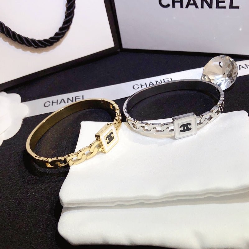 Alternative view of Chanel Square Logo Hollow Weave Bangle