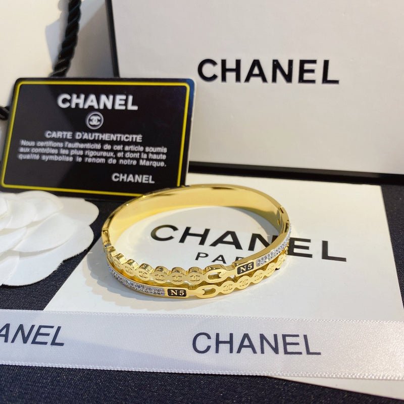 Chanel Gold Scalloped Crystal Bangle