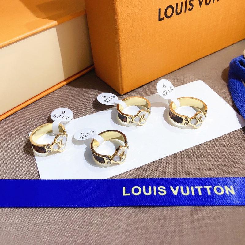 LV Monogram Flower Extraordinary Ring - Image 4