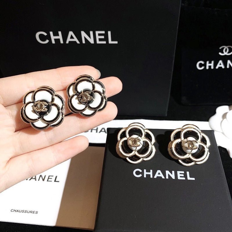 Chanel Black White Enamel Camellia CC Stud - Image 5