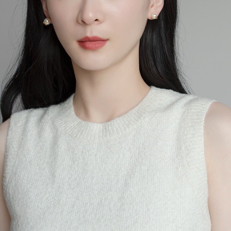 YSL Pearl Stud Logo Earrings - Image 3