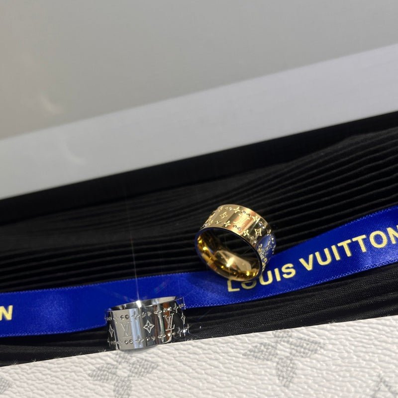 LV Pave Monogram Band Ring - Image 6