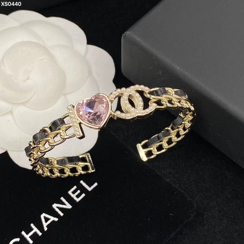 Chanel Pink Heart Gem Double C Chain Cuff - Image 4