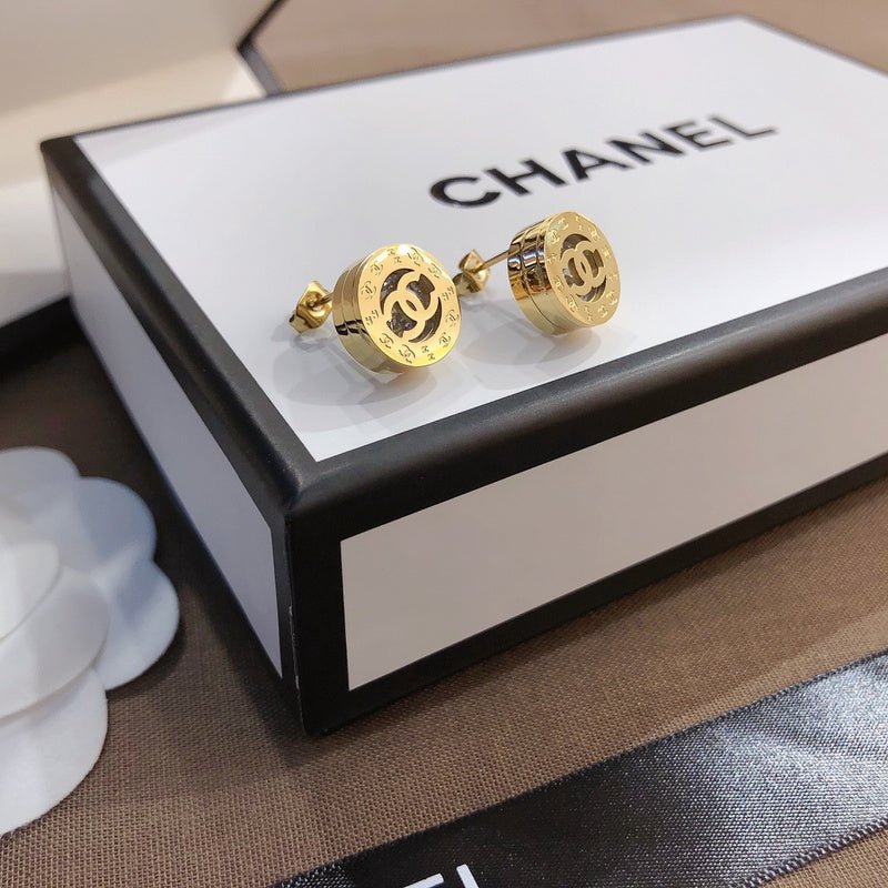 Chanel Gold Rhinestone Round CC - Image 8