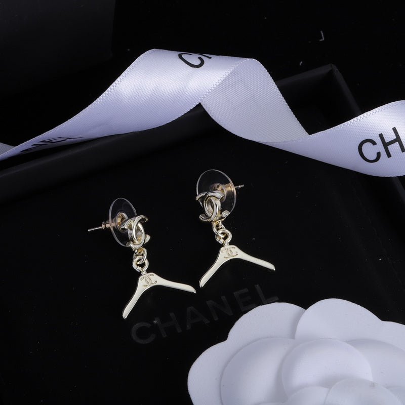 Alternative view of Chanel Silver Chain Twisted Pendant Drop Earrings