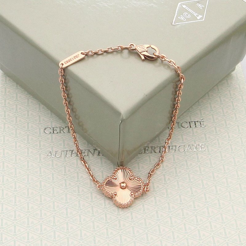 Single Gold Four-Leaf Clover Bracelet - Image 5