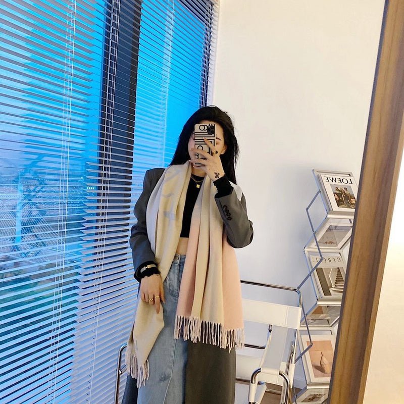 LV Gradient Monogram Motifs Fringed Soft Scarf - Image 5