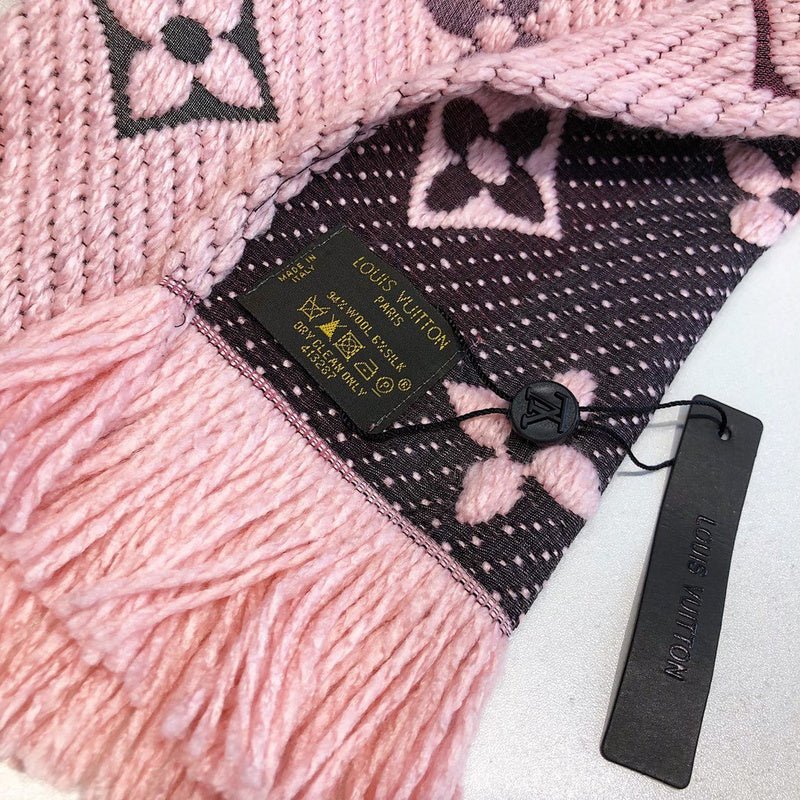 LV Four-Color Textured Knit Monogram Fringed Scarf - Image 17