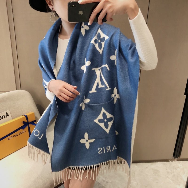 LV Black White Reversible Giant Monogram Shawl - Image 18