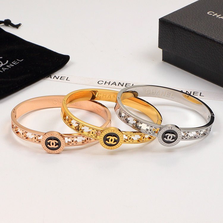 Chanel Hollow Star Double C Round Bangle Set