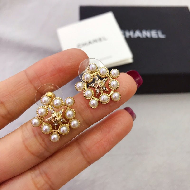 CHANEL Multi-Pearl Star Shape CC Stud Earrings - Image 3