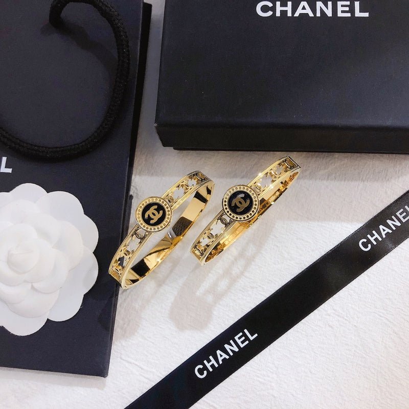Chanel Rhinestone Enamel Hollow - Image 8