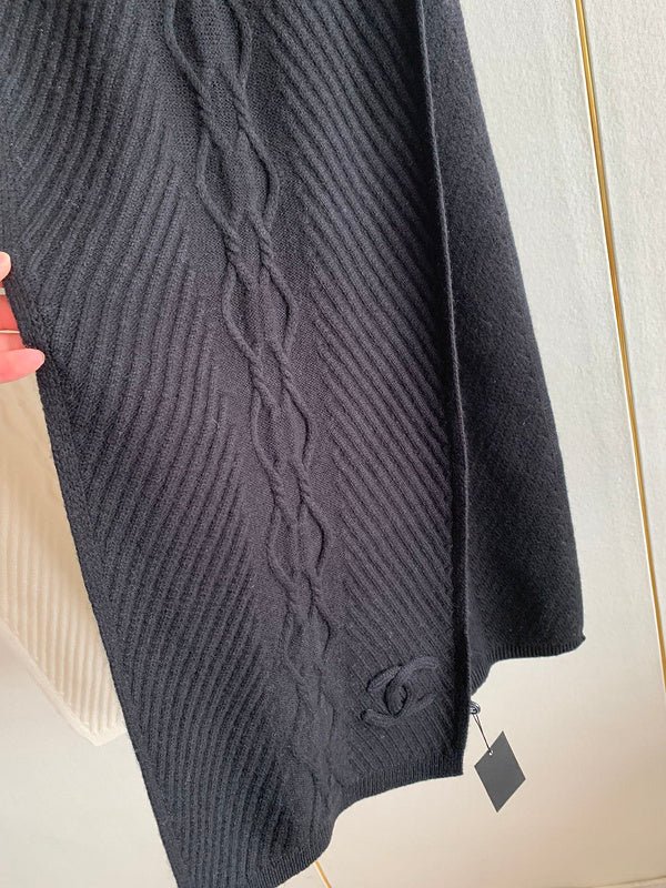 CHANEL Cable Knit Solid Color Scarf Pair - Image 7