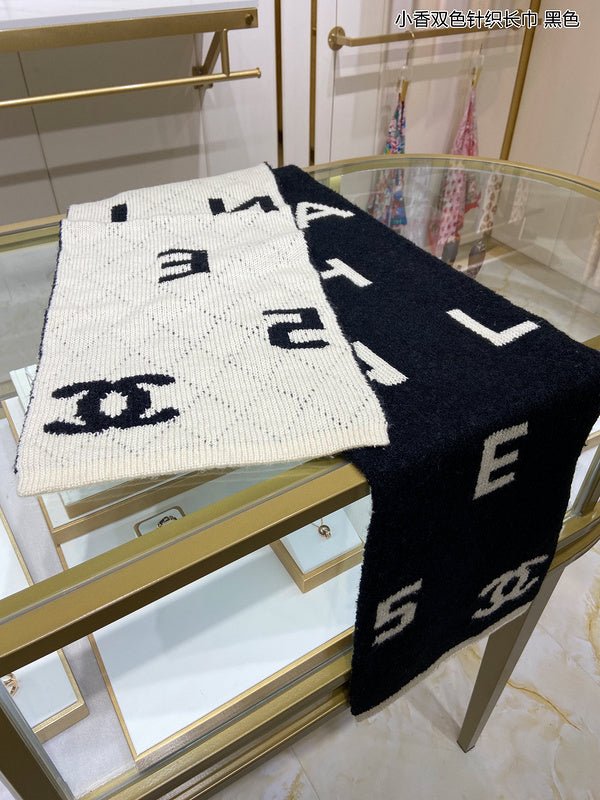 CHANEL Hollow CC Knit Scarf - Image 4