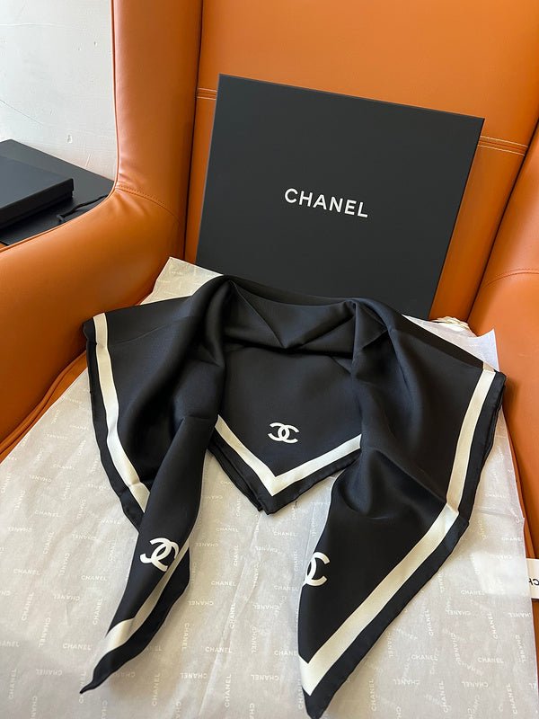 XCC50 Silk satin 90-90CM scarf - Image 4