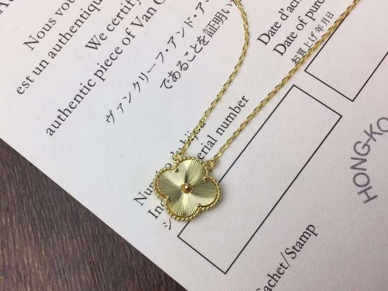 Alternative view of VCA Single Textured Gold Clover Necklace