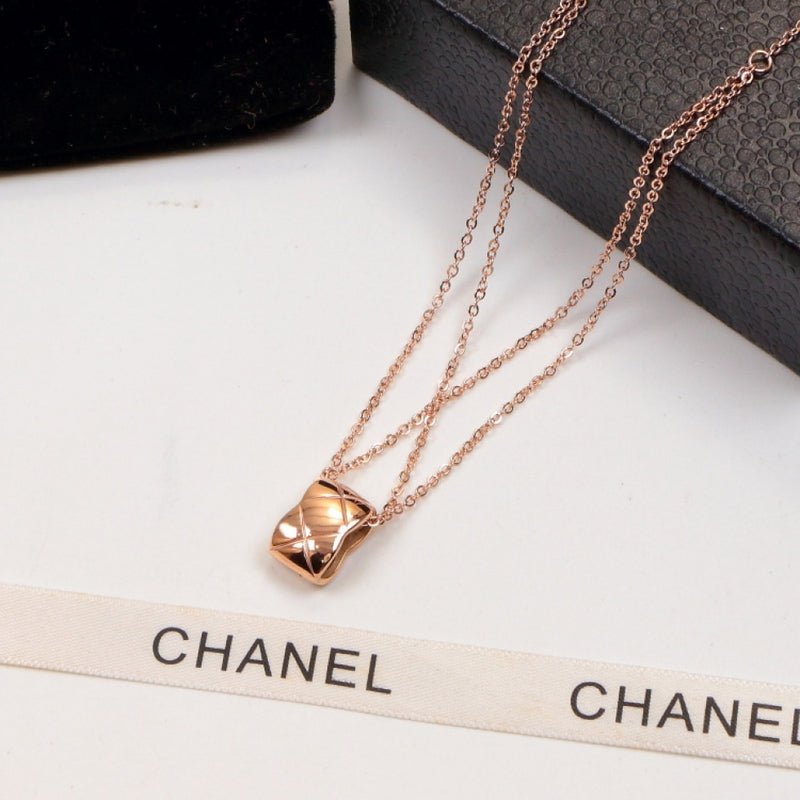 Chanel Quilted Square Double Layer - Image 5