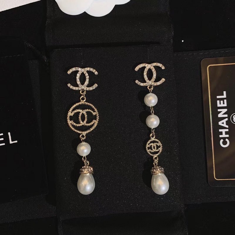 CHANEL Asymmetric Layered Pearl Earrings