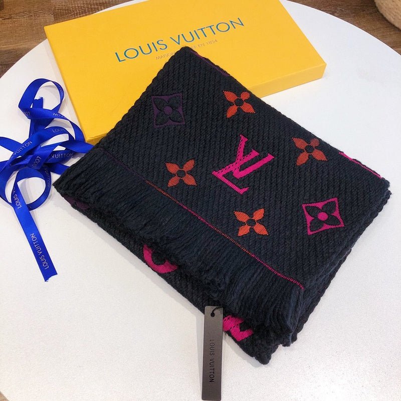 LV Four-Color Textured Knit Monogram Fringed Scarf - Image 8