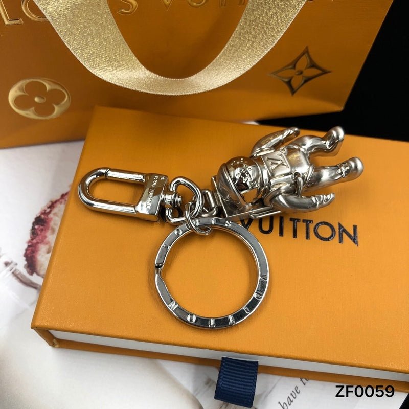 LV Metal Astronaut With Logo Keychain - Image 5