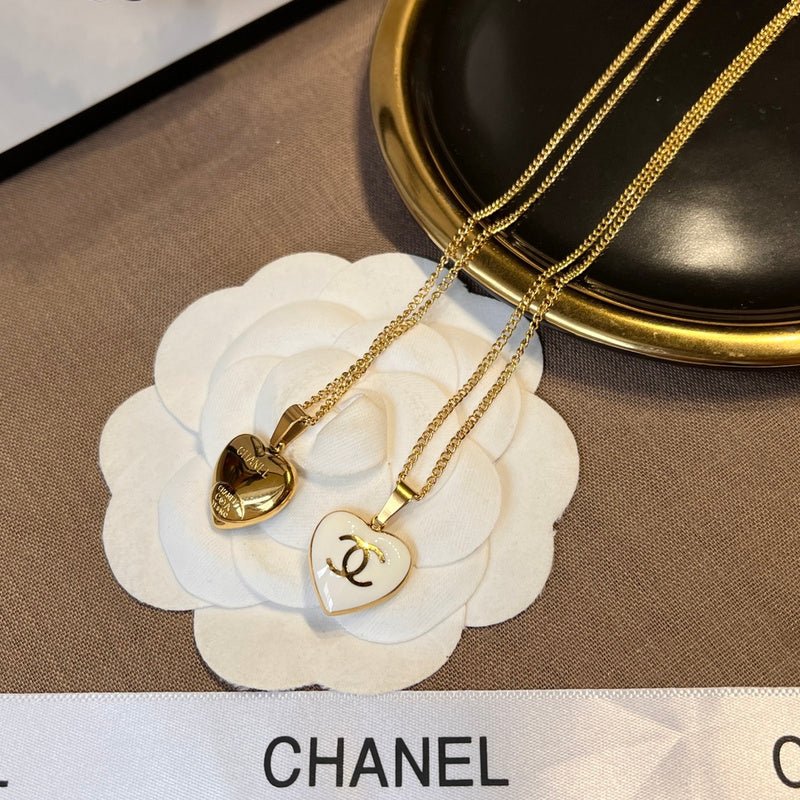 Chanel Gold Enamel Heart CC Pendant - Image 5