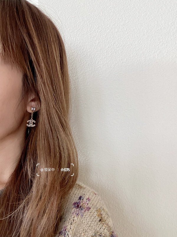 Chanel Black Enamel Double C Drop Earrings - Image 3