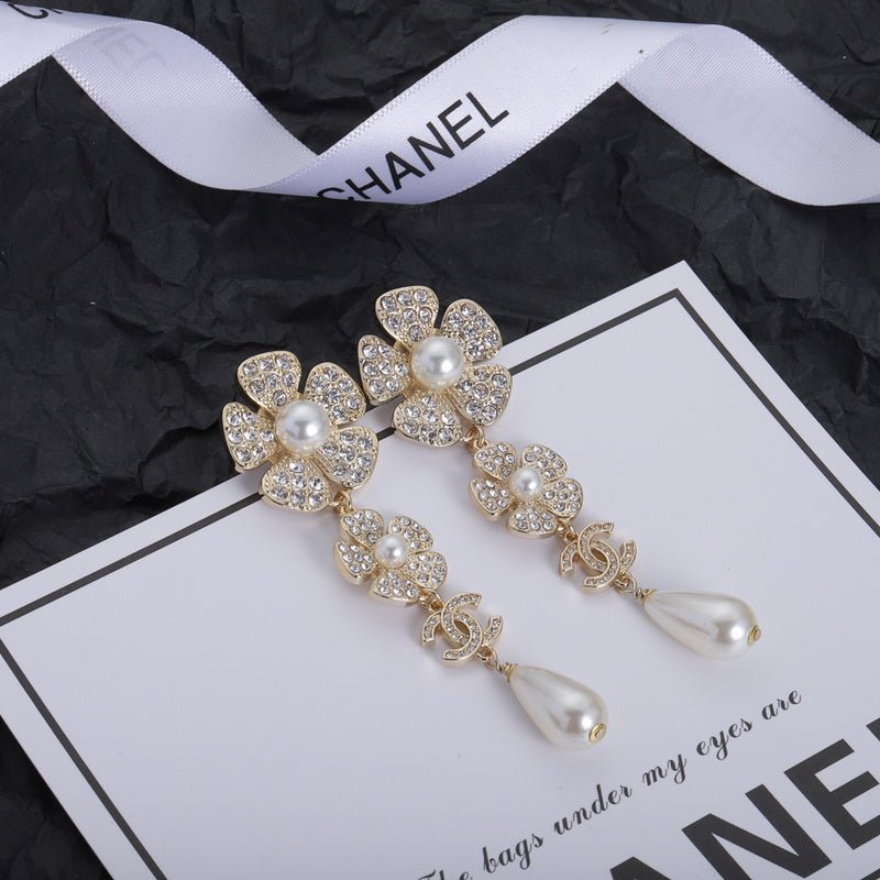 Chanel Floral Pearl Teardrop Pearl Drop Earrings - Image 4