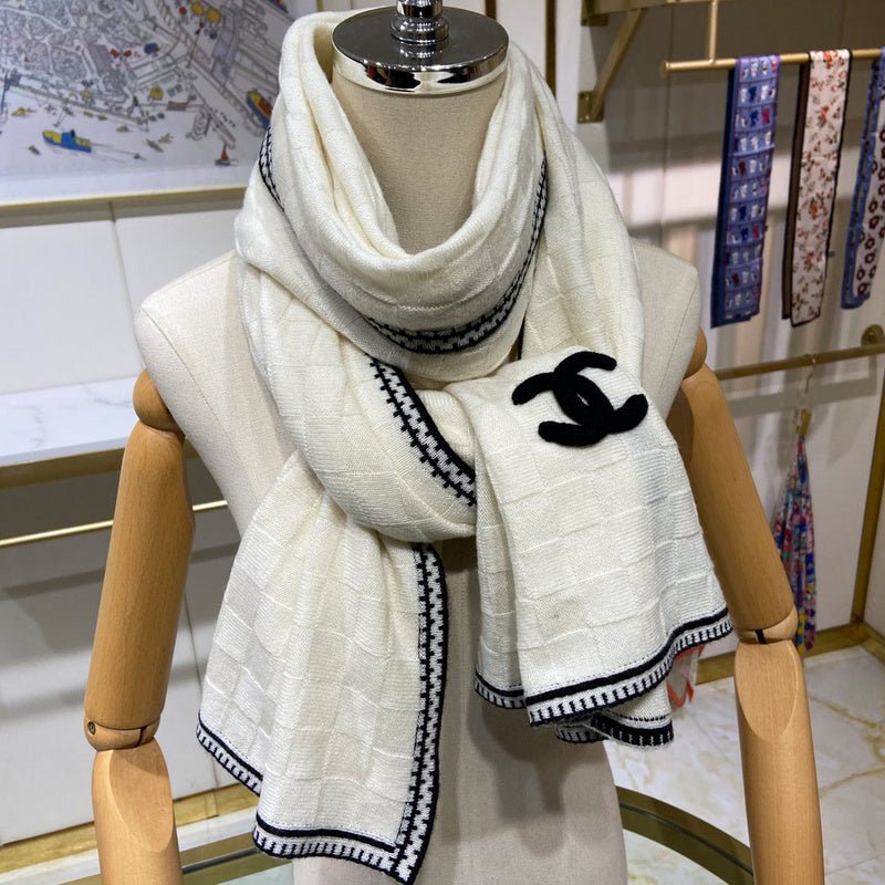 Alternative view of XCC36 Cashmere blend 80-200CM Scarf