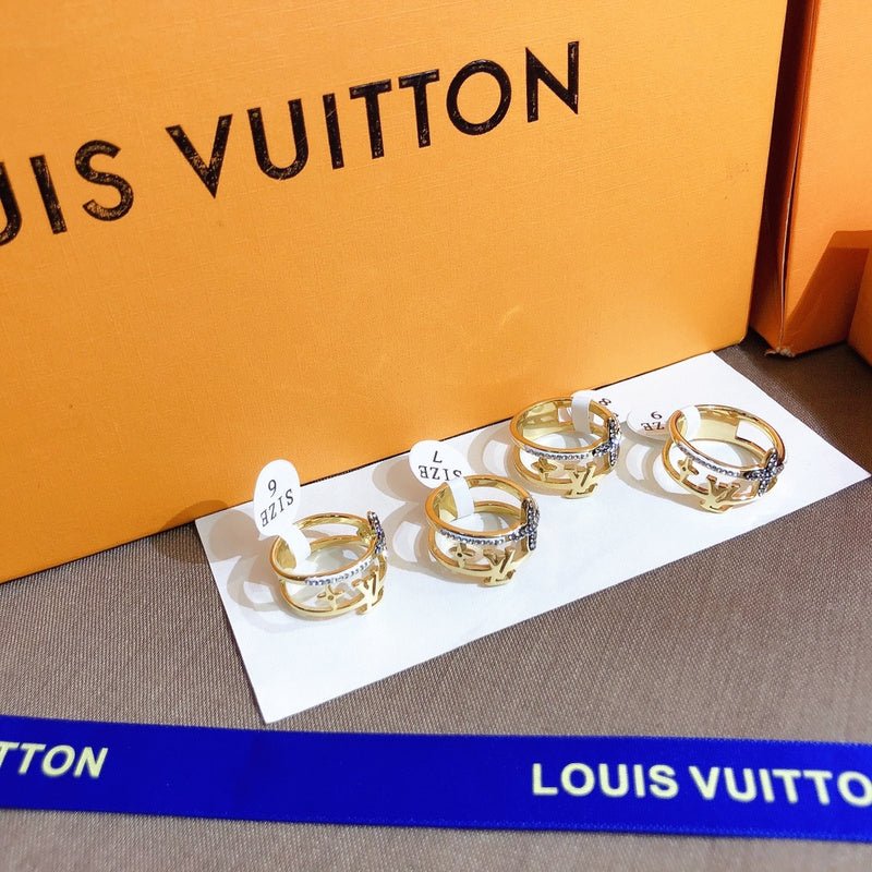 LV Double Hoop Logo Effortless Ring - Image 7