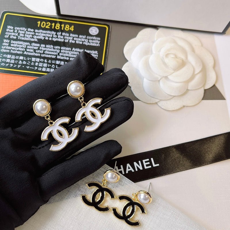 Chanel Enamel Pearl CC Drop Earrings - Image 7