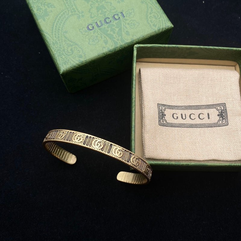 GUCCI Engraved GG Pattern Gold Cuff Bangle - Image 4