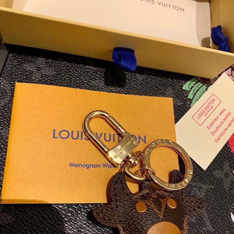 LV Monogram Canvas Material Cow Keychain - Image 6