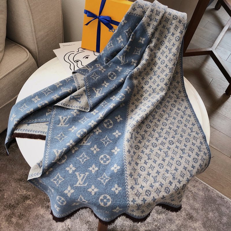 Alternative view of  LV Black White Reversible Design Monogram Shawl