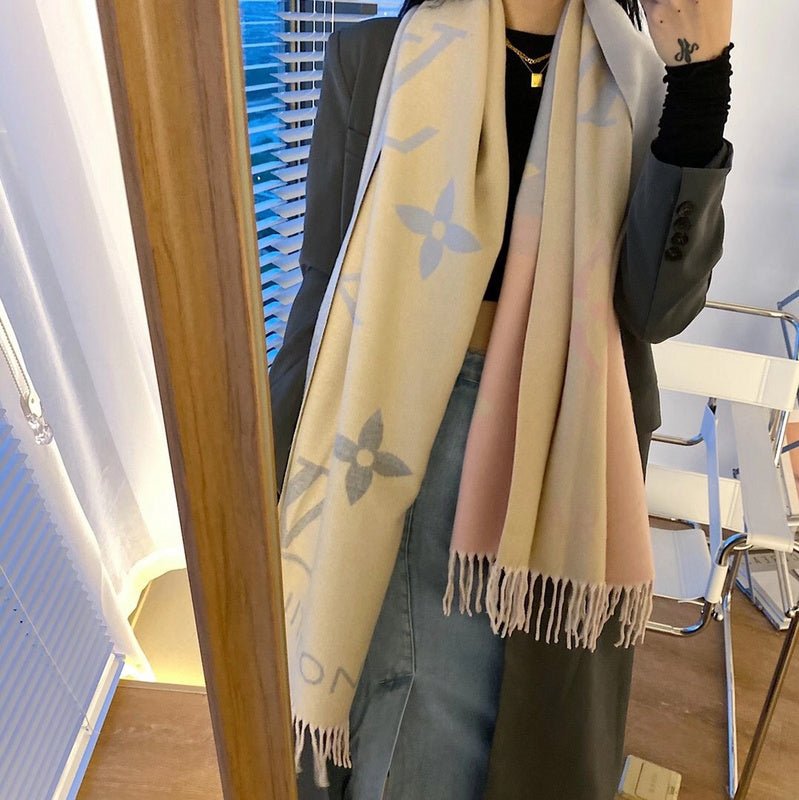 LV Gradient Monogram Motifs Fringed Soft Scarf - Image 7
