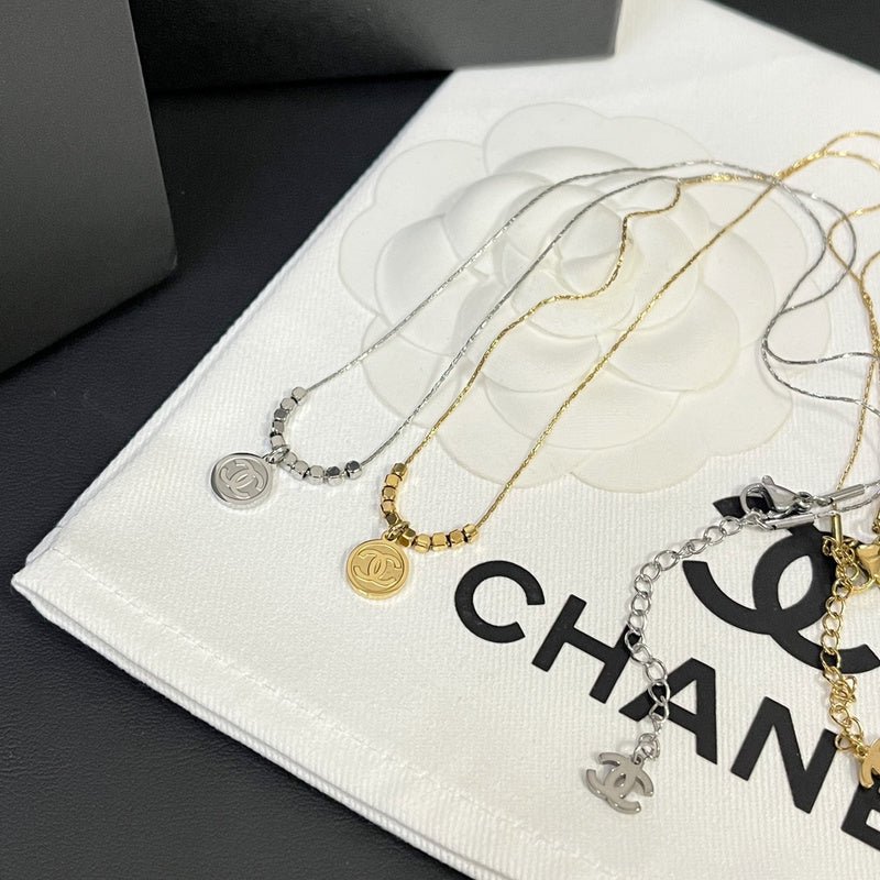 Chanel Crystal CC Bead Necklace - Image 8