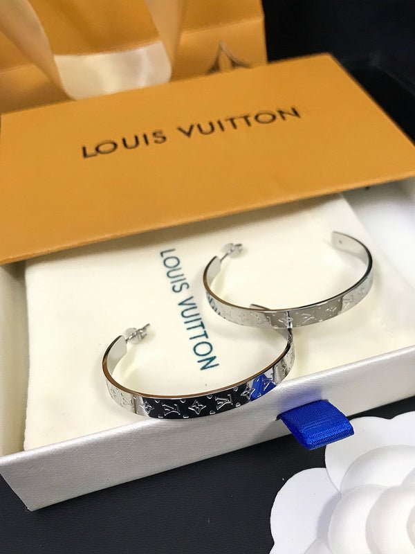 Alternative view of LV Monogram Cuff Bracelet