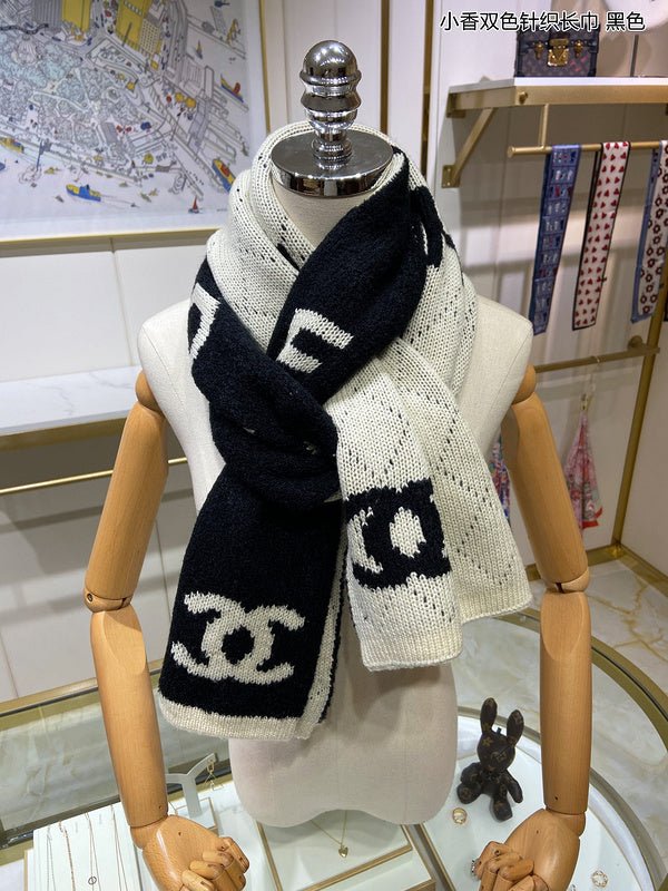CHANEL Hollow CC Knit Scarf - Image 6