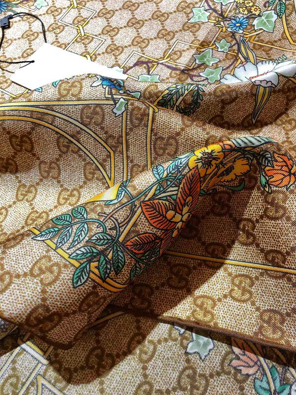 GUCCI Silk Floral Bird Print Square Scarf - Image 3