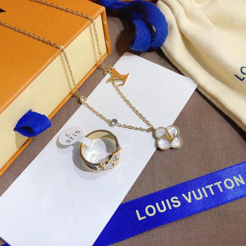LV Monogram Flower Extraordinary Ring - Image 6