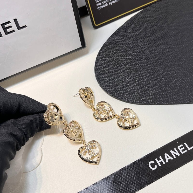Chanel Hollow Crystal Layered Heart CC Drop - Image 4