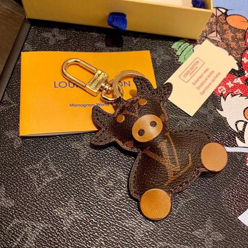 LV Monogram Canvas Material Cow Keychain - Image 5