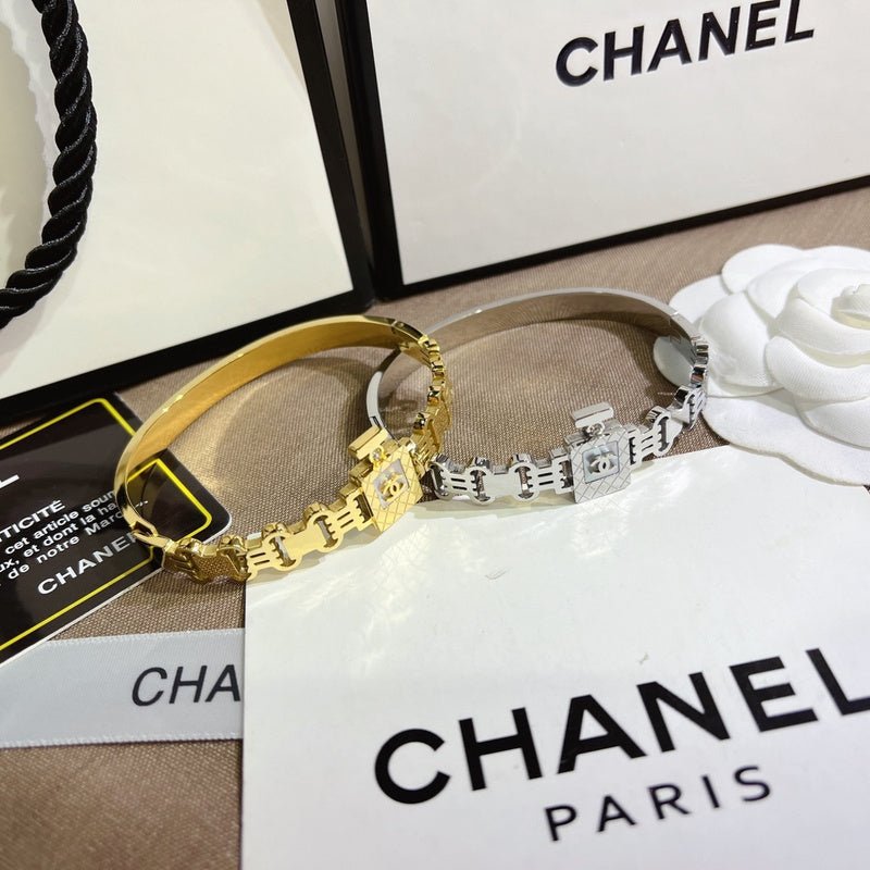 Alternative view of CHANEL Vintage Square Frame Gold Silver